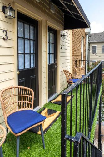 Moreblue in Druid Hills