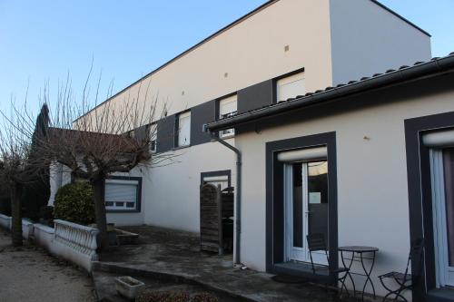 A szálláshely kívülről, Studio le clos de Louze in Clonas-sur-Vareze (Rhone-Alpes)