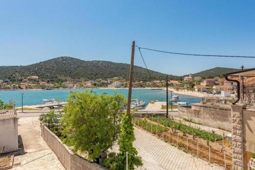 Holiday Home Vala - image 10