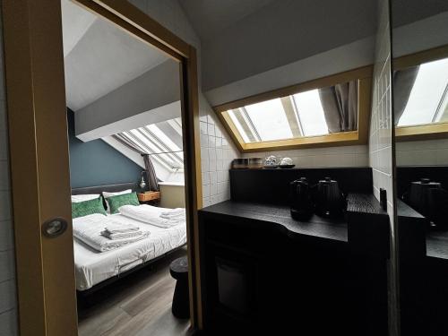 Hotel Oostereiland - image 3
