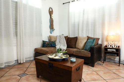 Beachside One bedroom Apt steps from prime beach generator parking included - main image