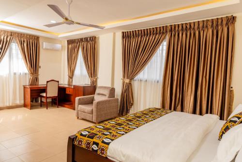 Twin City Hotel, Sekondi-Takoradi Ghana in Takoradi