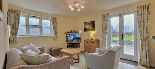 Exterior view of Couples Retreat in Beautiful West Devon Countryside