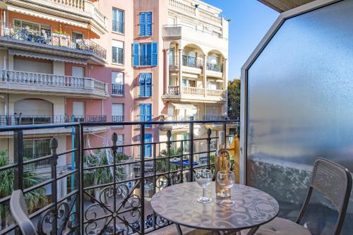 Appartement centre ville près de la plage - Location saisonnière - Menton