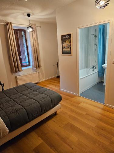 Auberge de Pontgibaud – La Thuile, OK