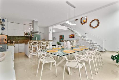 Casa Lula 5-BR Getaway in Riviera Maya - image 3