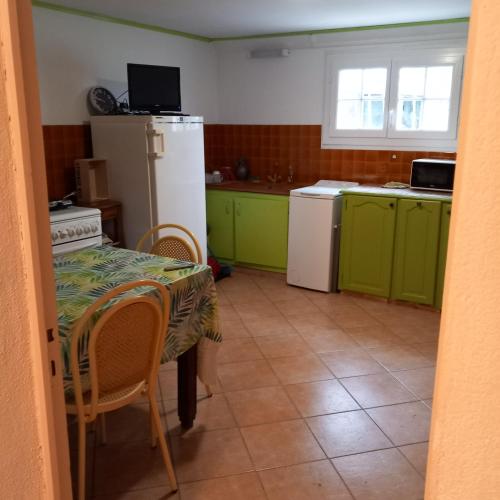 Vive le vert pomme ! in Velleches