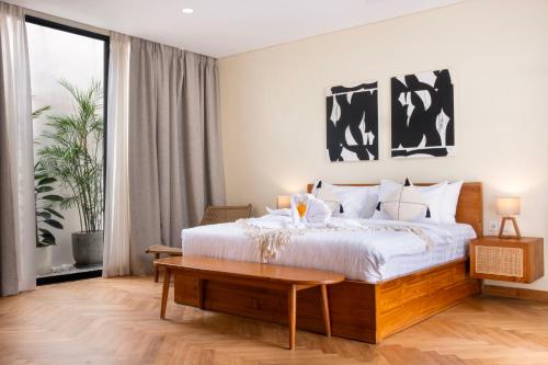 NEW 2BR Minica Villa in the heart of Kayu Aya Oberoi Seminyak walking distance to Beach Shops Restaurants - image 4