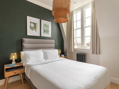 1 double bed