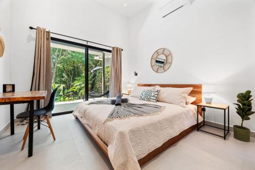 Casa 6 Palmas Jungle Hideaway with Private Pool in Villareal