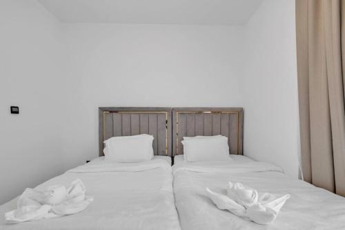 Full Marina view luxury apartment in Dubai - image 4