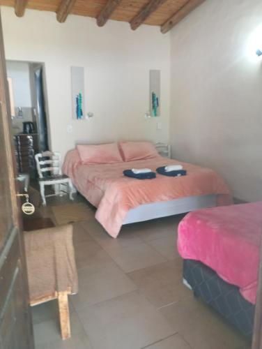 1 double bed, 1 twin bed