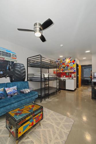 Bigfoot Monster Truck group suite near St Louis in Pacific (MO)