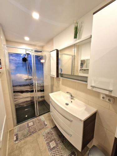 淋浴間, Newworkcenter Apartmenthaus in 克雷斯蒙斯特