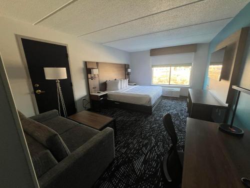 Wingate by Wyndham Atlanta-Duluth - image 36