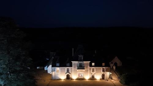 A szálláshely kívülről, Château des Usages (Chateau des Usages) in La Chapelle Blanche Saint Martin