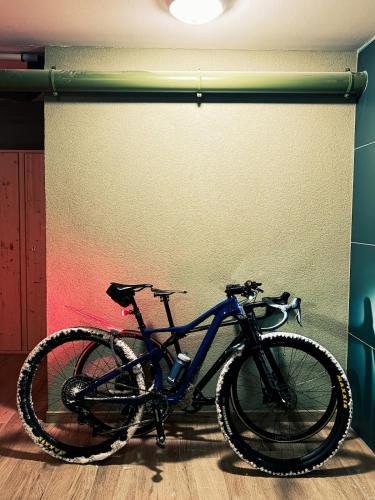 Le Petit Roc Cozy Basecamp in Roc dEnfer in Le Biot