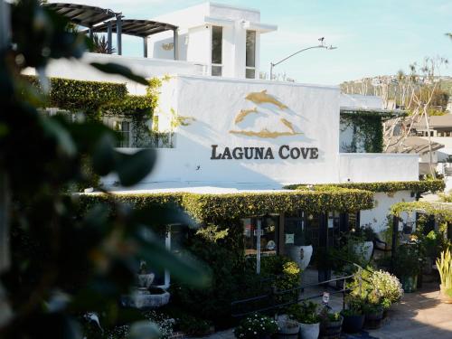 Laguna Cove Hotel in Laguna Beach