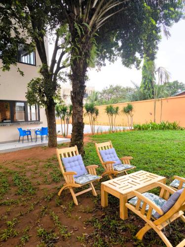 Giardino, Résidence Ermitage (Residence Ermitage) in Ouidah