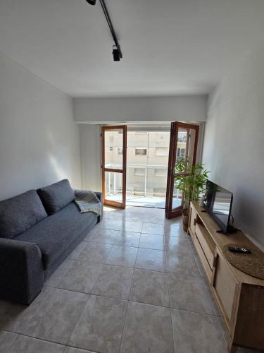 2 amb cerca del mar y Güemes