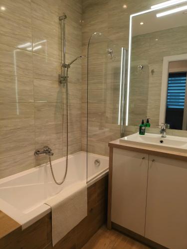 Apartament Zielone Zamienie in Лешноволя