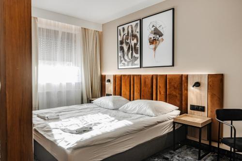 . Hotel Zodiak