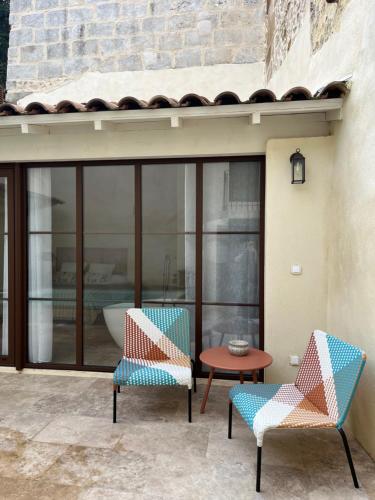 Pool Suite in Vallabregues