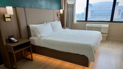 Holiday Inn Houston S - NRG Area - Med Ctr an IHG Hotel - image 24