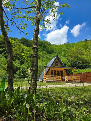 Riverside A-Frame Escape – khách sạn tại Semizovac