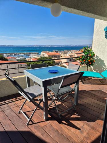 T3 Duplex Cosy , vue mer, terrasse, 5 min mer - Location saisonnière - Marseille