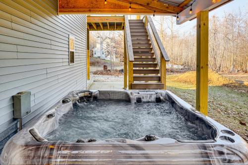 Peaceful Retreat Near Lake Barkley! in Blue Spring (KY)