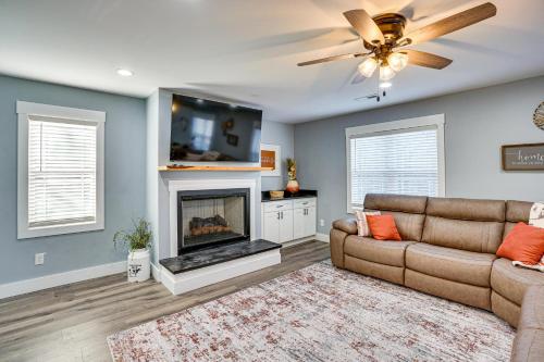 Peaceful Retreat Near Lake Barkley! in Blue Spring (KY)