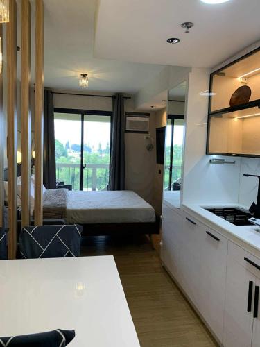 CozyVilla at Pine Suites Tagaytay 2BR or Studio with FREE PARKING