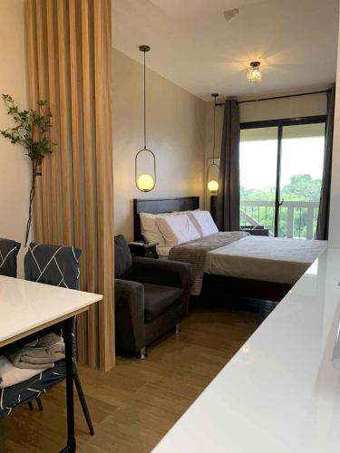 CozyVilla at Pine Suites Tagaytay 2BR or Studio with FREE PARKING