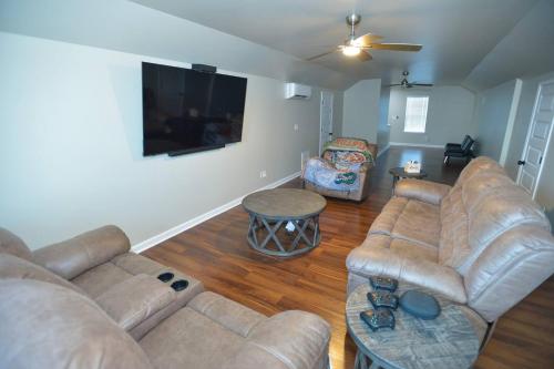 Modern Farmhouse | Game Loft + Home Air Purifier in Heth (AR)
