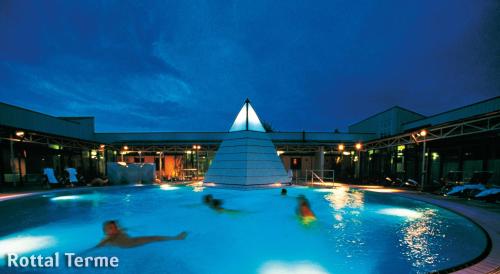 周邊環境, Annenhof in 巴德比恩巴赫