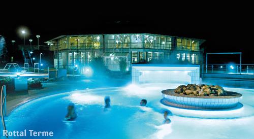 周邊環境, Annenhof in 巴德比恩巴赫