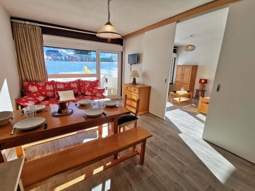 Charmant 2 pièces cabine, au pied des pistes de Prapoutel, balcon sud-est, ascenseur, 6 pers