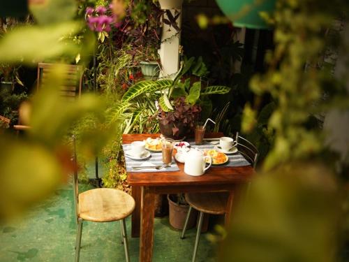 Redwood inn homestay in Nuwara Eliya