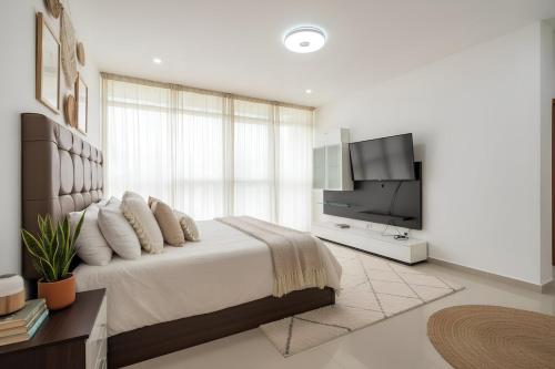 Casa Blanca Asia Luxury in Asia District