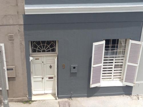 Loader Street Cottage