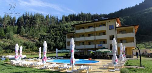 . Hotel Restaurant Popini Laki