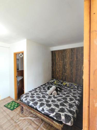 1 queen bed