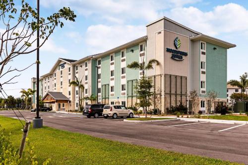 Tampilan eksterior, WoodSpring Suites Naples East in Naples (FL)