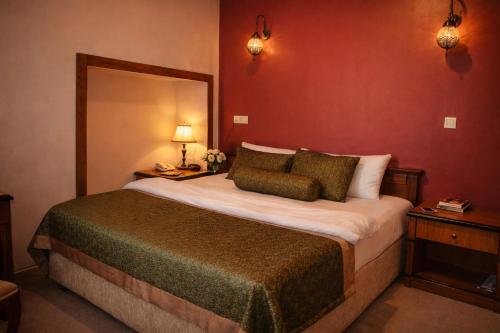 1 twin bed