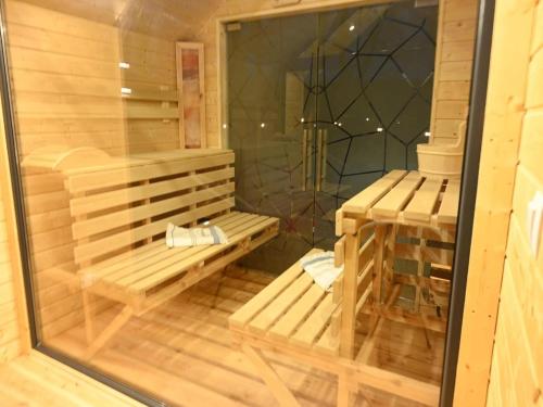 Spa, Holiday home right on the lake, sauna, jacuzzi in Brodnica Dolna