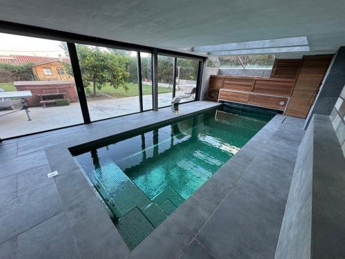 Úszómedence, Suite with Pool Barcelona in Vilassar de Dalt