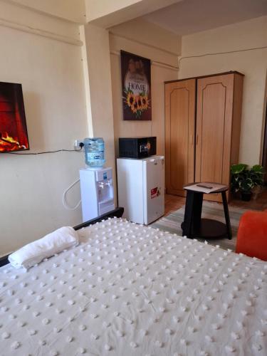 Quiet Quarter Suites in Embu