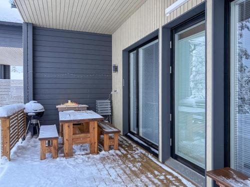 Suopursu - Well-equipped spacious cottage, wifi, ski tracks nearby in Συότε