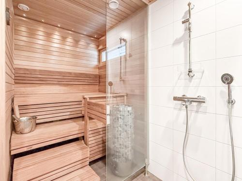 Suopursu - Well-equipped spacious cottage, wifi, ski tracks nearby in Συότε